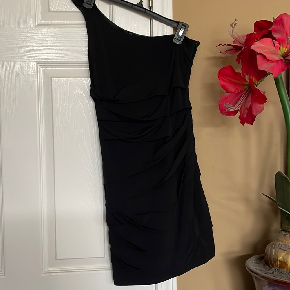 Size 5 black elegant dress with one shoulder by Grass collection